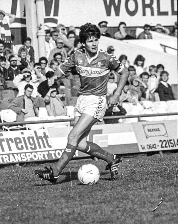 Happy 60th birthday to former defender Brian Laws! 