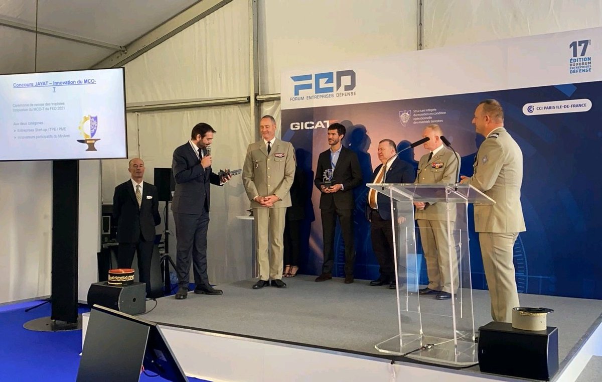 Vistory_BB's tweet photo. Vistory reçoit le 1er prix du concours JAYAT catégorie Innovation Ouverte pour son innovation #MainChain. 🏆👏👏

Notre logiciel qui sécurise la production distribuée (#impression3D) pour le MCO-T en engagement de Haute Intensité. 

#blockchain #additivemanufacturing #innovation https://t.co/PdCugmopl6