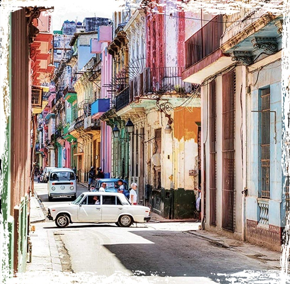 Come neve (@comeneve4) on Twitter photo Di certe città conserverai sempre alcuni angoli di stupore
Frammenti di ricordi,
Una strada lasciata di bellezza,
E una finestra misteriosa dentro cui avresti voluto guardare.
(F. Caramagna)
#InCittà con #CasaLettori <a href="/CasaLettori/">Casa Lettori</a> Di certe città conserverai sempre alcuni angoli di stupore
Frammenti di ricordi,
Una strada lasciata di bellezza,
E una finestra misteriosa dentro cui avresti voluto guardare.
(F. Caramagna)
#InCittà con #CasaLettori <a href="/CasaLettori/">Casa Lettori</a>