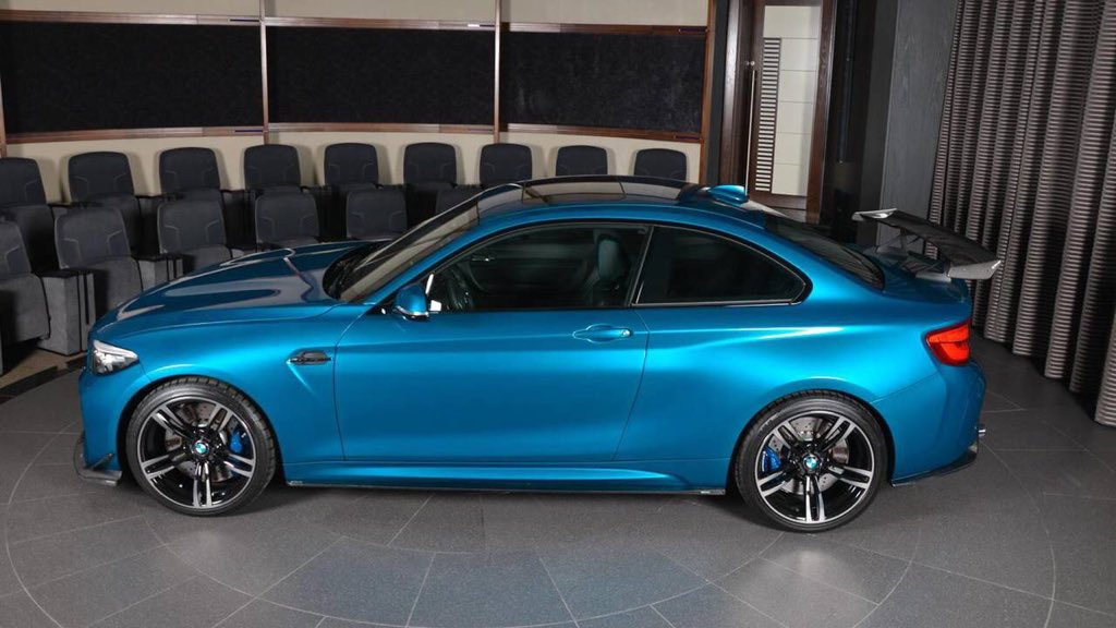 Jayne_JP's tweet photo. My previous BMW M2 was stolen this morning. Last tracked to Cambridge. Has black roof and carbon wing mirrors. Please look out. #m11 #cambridge #stolenbmwm2 #BMW https://t.co/qpCbRlpE1m