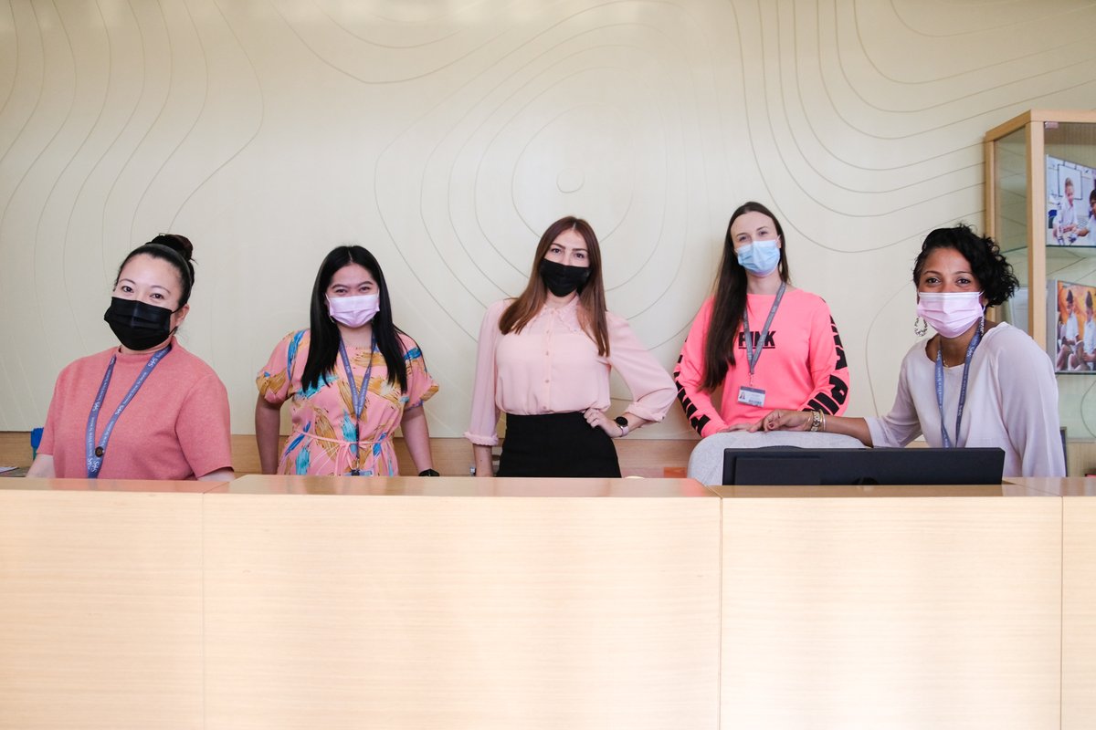 SouthViewSchool's tweet photo. SVS staff members in pink for Breast Cancer Awareness Month. ๐
#southviewschool #imaginegreatness #togetherwesmile #togetherwevalue #togetherwesucceed #britisheducation #dubaischools #breastcancerawareness2021 https://t.co/wKGke8TdB9