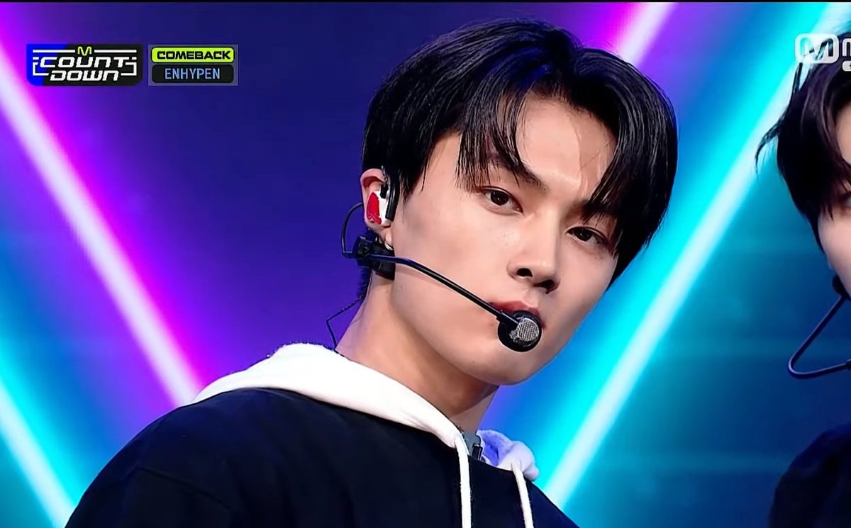 sunjaydaily's tweet image. ending fairies