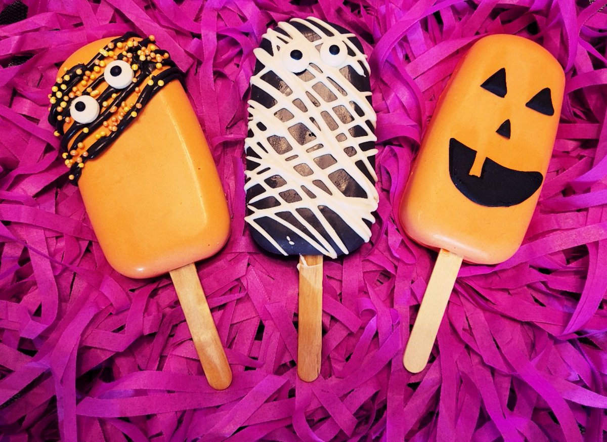 PLPBakery's tweet image. Only 3 days left to get your Halloween orders in. Cut off is the 18th so I can prepare all orders and get them sent out before Halloween. If interested DM or visit PLPBakery.co.uk
#halloween2021 #Halloween #glutenfree #pumpkin