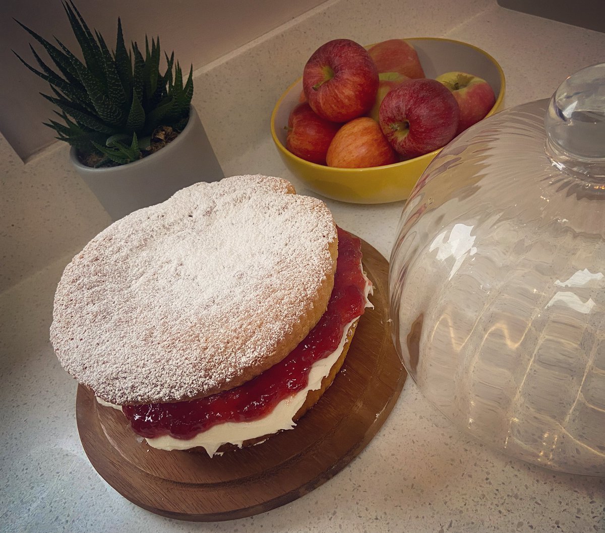 Cath_Pryce's tweet photo. Cake Raffle tomorrow (Friday) at AYJS 🎂

Please send your child with some money to be in with a chance of winning this amazing Victoria Sponge 👌🏻

50p a ticket 🎟 sold at morning break 👌🏻 

@AYJSMrsS @Year5AYJS https://t.co/O7fBEE3EIV