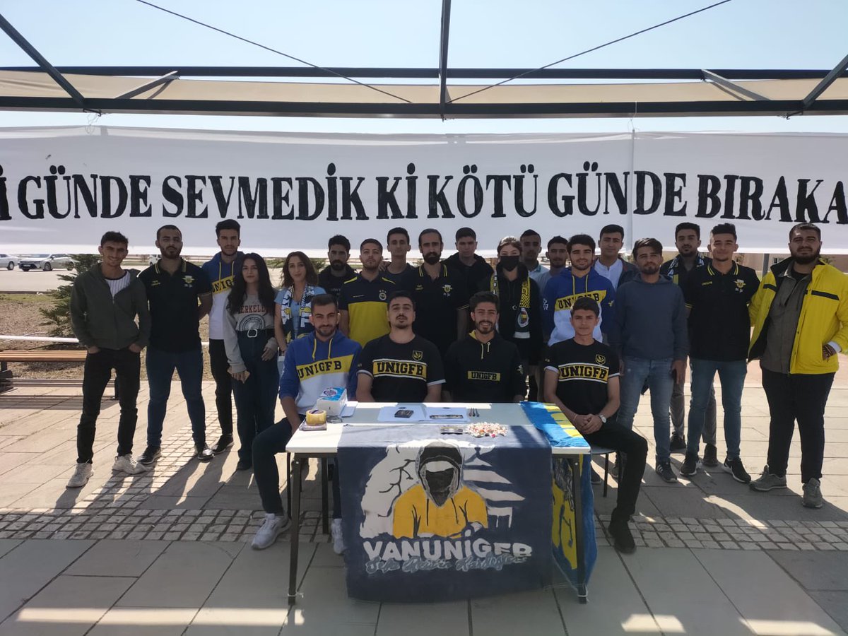 Standımız kurduk.Çalışmalarımız devam ediyor 💙💛
#unigfb  
<a href="/unigfborg/">UNIGFB</a> <a href="/GfbVan/">VAN GFB</a> <a href="/VanLiseGfb1/">Van Lise Gfb</a>