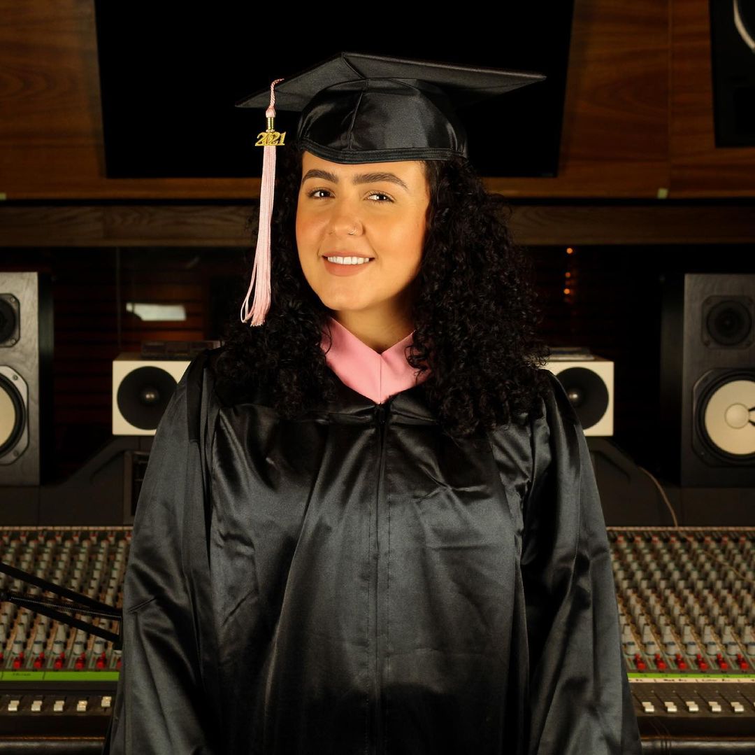 Happy Hispanic Heritage Month! @Gilmarie14 has been a member of the White Castle family since we first heard her beautiful voice. Since then, we have been honored to be part of her journey to Berklee, where she started her career as a musician, producer, and speaker.
