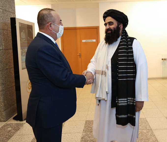 kacsaatolduson's tweet photo. Avrupa Birliği'ne üyelik vaadiyle göreve gelen iktidar, Taliban heyetini kabul edeli birkaç dakika oldu https://t.co/imykUt16F8