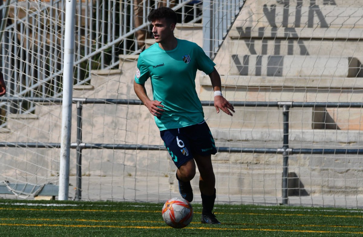 manuugaarrido's tweet photo. 😁💜 https://t.co/DMMSXLNPV9