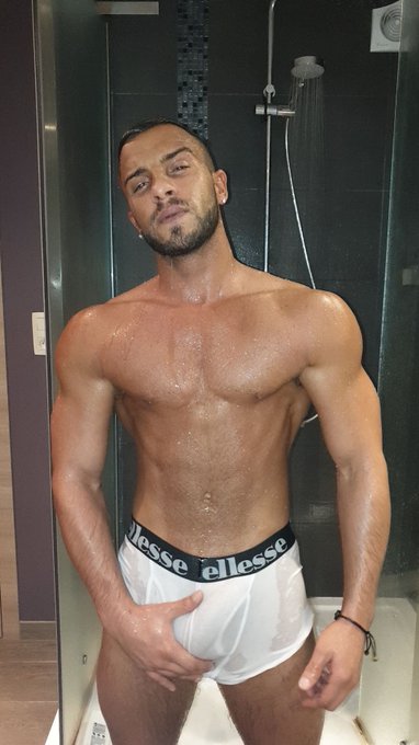 ⛔️Apr&egrave;s 8 ans d&rsquo;attente je vais enfin vous enculer un me. !!!Ce ne sera pas lui! J&rsquo;ai rien foutu 7 mois