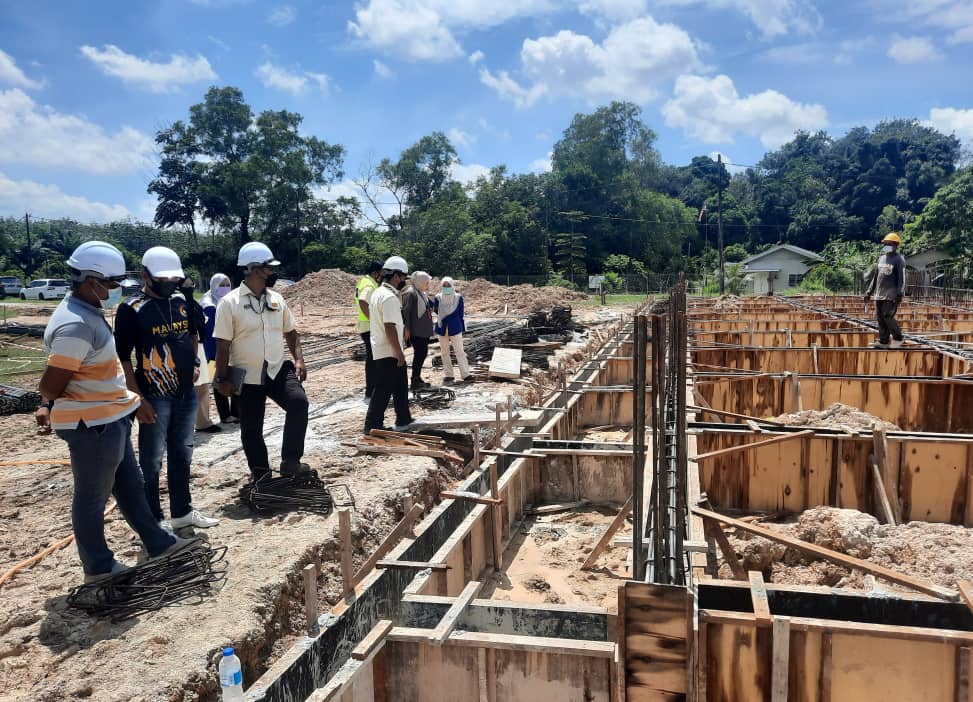 BPP1_CKP_JKR's tweet photo. Tinjauan pihak HOPT, BPP1 bersama BPN 3 (Zon Utara), Cawangan Kerja Pendidikan ke tapak projek Sekolah Daif Kedah - SK Nawa dan SK Kuala Lanjut, Padang Terap / Pokok Sena, Kedah.
@CKP_JKR 
@jkr_kedah 
@JKRMalaysia https://t.co/qnW9wmn0zu