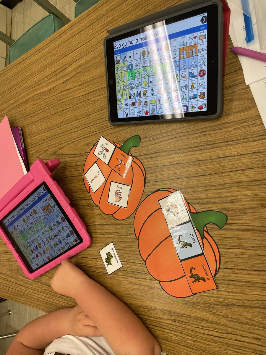 Mrs. Harrah tweet media