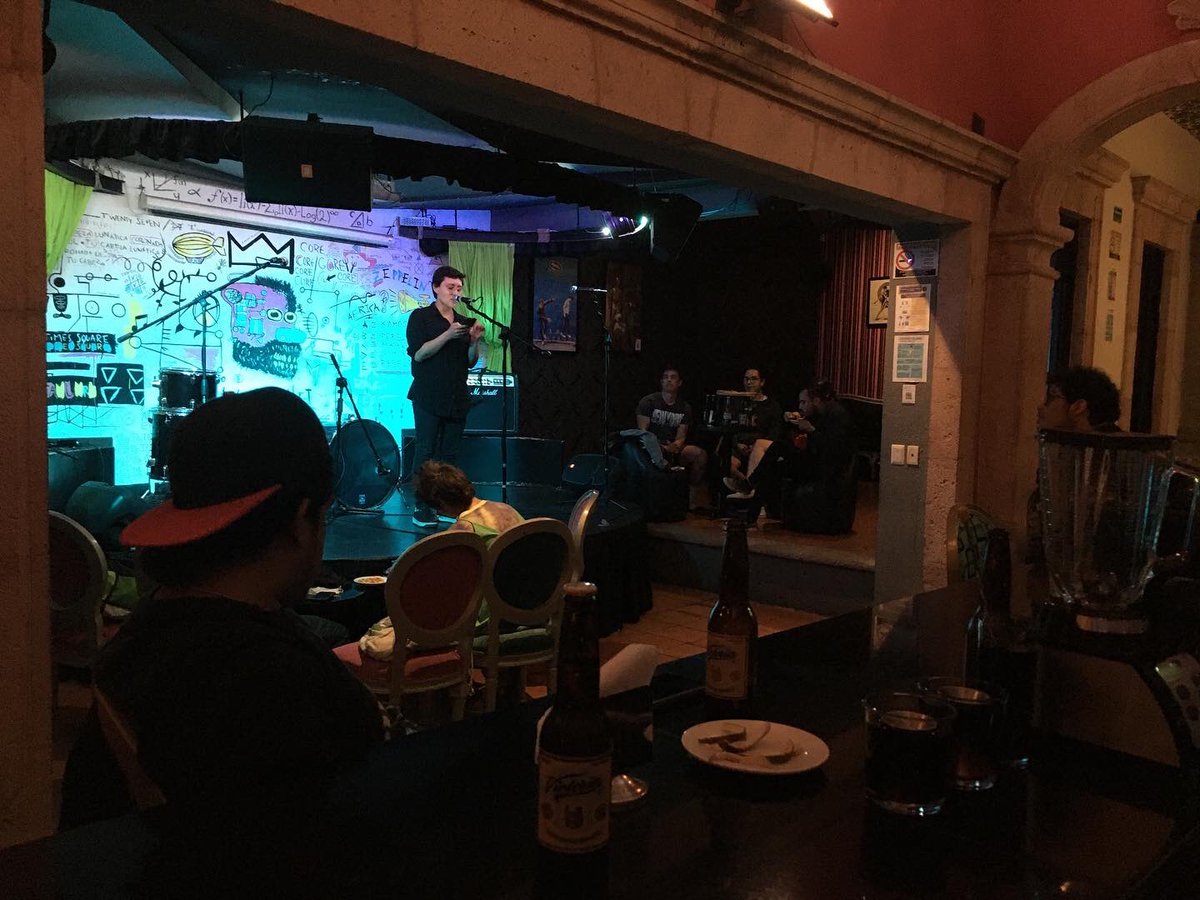 salalecturapoe tweet media