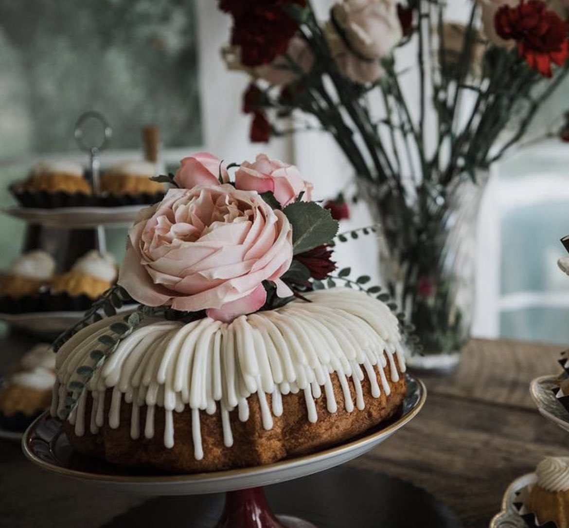 Today’s Mantra for National #DessertDay: “Let them eat cake!” @nothingbundtcakes #LagunaGateway #Cake #BundtCake #Dessert