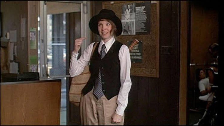 Happy birthday Ralph Lauren, the man behind Diane Keaton s iconic look in Annie Hall. 