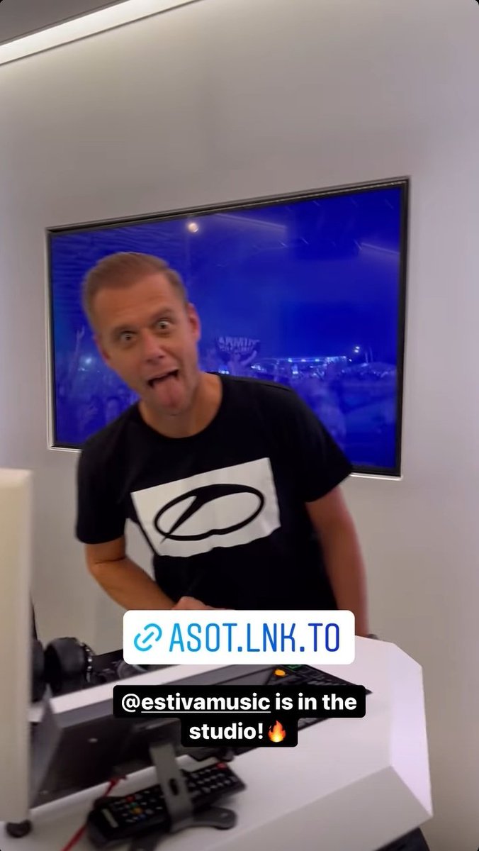 😛😛😛
Happy ASOT Day!!! 🙌🏼🥳 
#ASOT1038 #ASOTADE