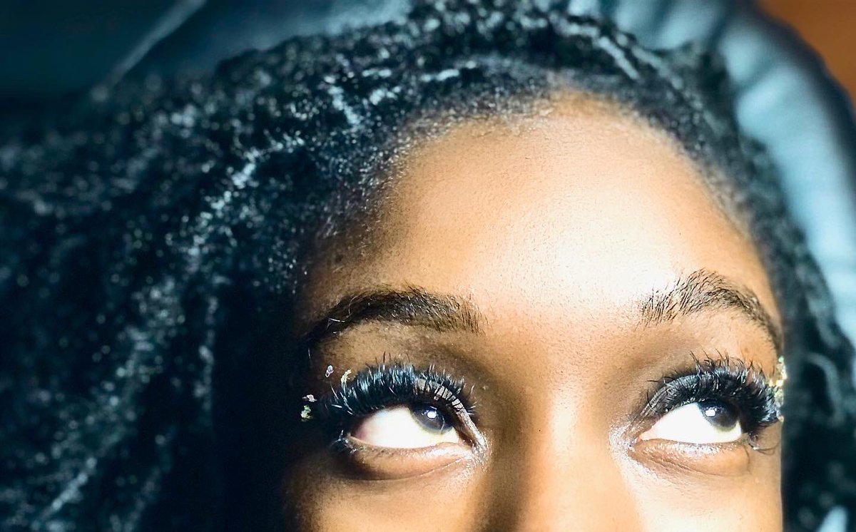 MurderMedusa's tweet image. It’s the details for meeee 🥰💞 #ChicagoLashTech #FloridaLashTech