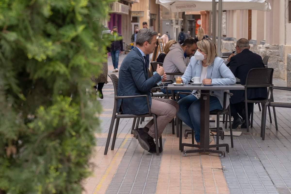 #DíaDeLaHostelería

Feliz día a todos los hosteleros de la #RegiónDeMurcia. Un sector fundamental para la recuperación de la economía en nuestra Comunidad.