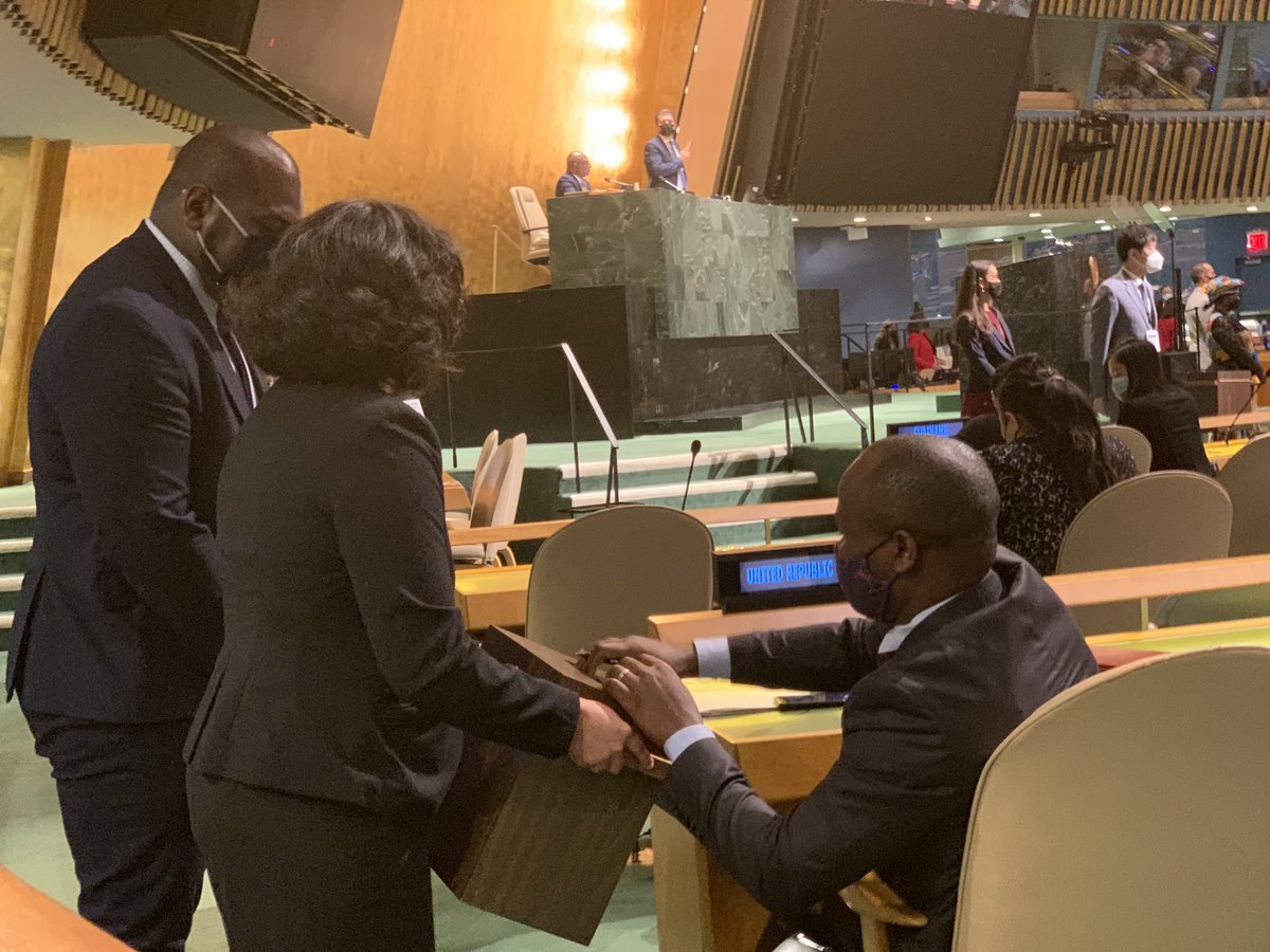 It was wonderful presiding over the <a href="/UN_HRC/">UN Human Rights Council</a> elections today…balloting in the #UNGA is slowly getting back to its normal practice. 

Congratulations to Member States elected this morning! 

Africa 🇧🇯🇨🇲🇪🇷🇬🇲🇸🇴 
APG 🇮🇳🇰🇿🇲🇾🇶🇦🇦🇪 
EEG 🇱🇹🇲🇪 
GRULAC 🇦🇷🇭🇳🇵🇾 
WEOG 🇫🇮🇱🇺🇺🇸

#UNGA76