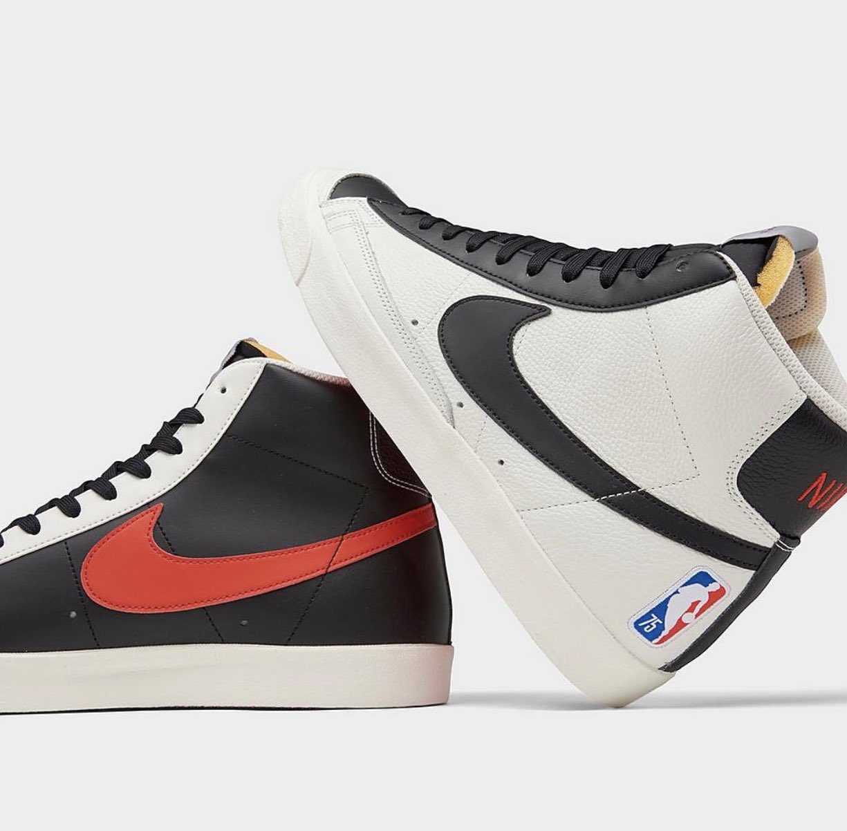 SNKR TWITR on X