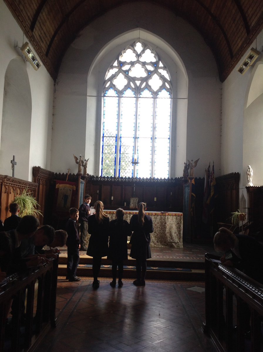 Year 6 have been exploring how Christians show their belief that Jesus is God incarnate. We enjoyed exploring our church for evidence today.