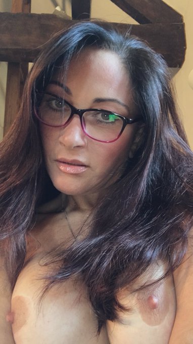 Afternoon my darlings I do hope that your all well. I have just logged on to https://t.co/UZfph7aqmq&hellip;