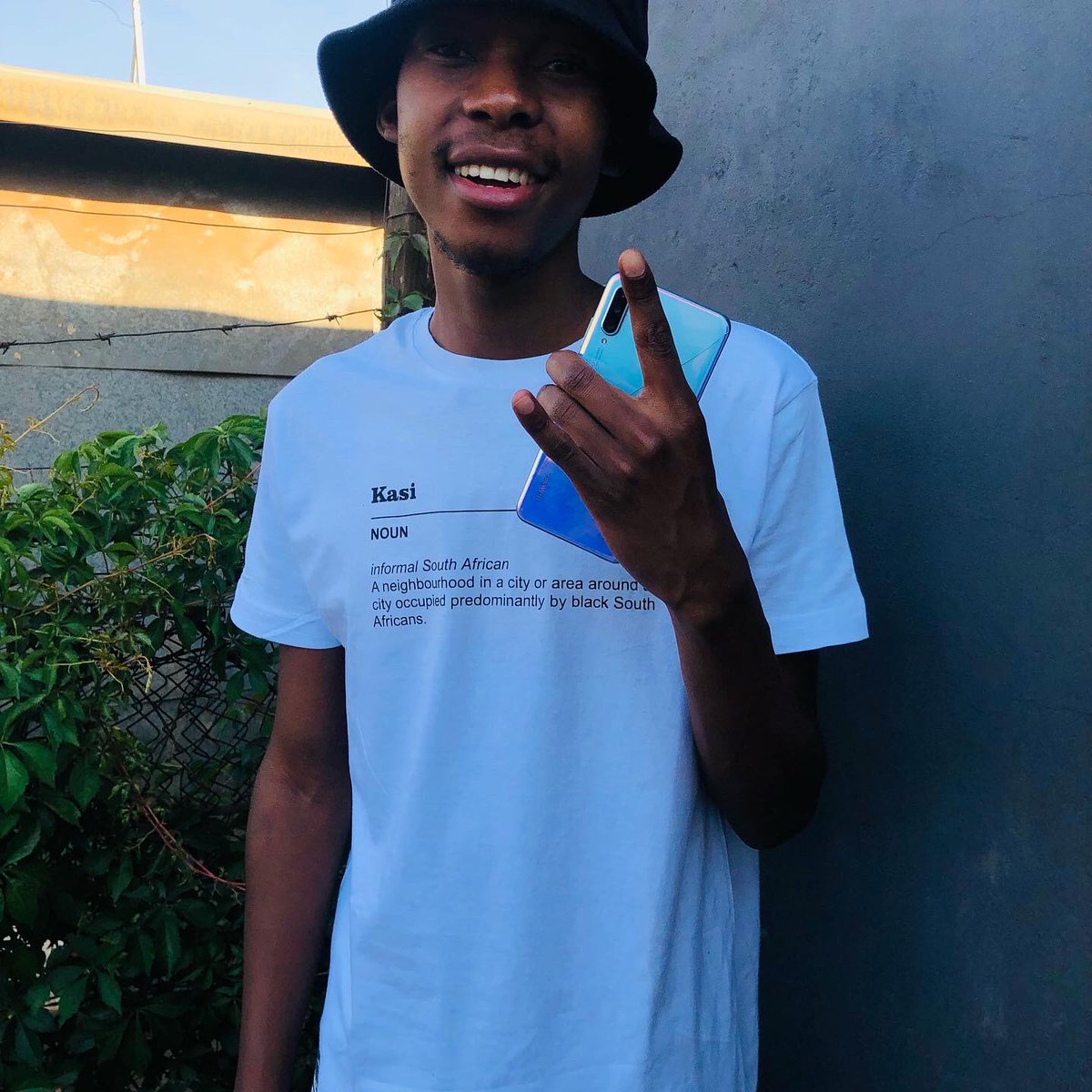 KIPITA_SA's tweet photo. Be part of the brand 🔥🔥🔥😂
KasiLifeStayela😁😁😁
T shirt 👚 R249,99

#fashion #blackowned #blackownedbusiness #kasi #world #worldwide #blacklove https://t.co/oYfdQNgQqq