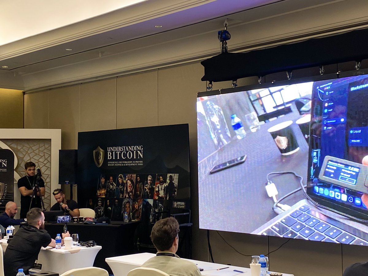 Watching a #BlockstreamJade workshop from <a href="/BTCsessions/">BTC Sessions 😎</a> at #UnderstandingBitcoin in Dubai. 🌊