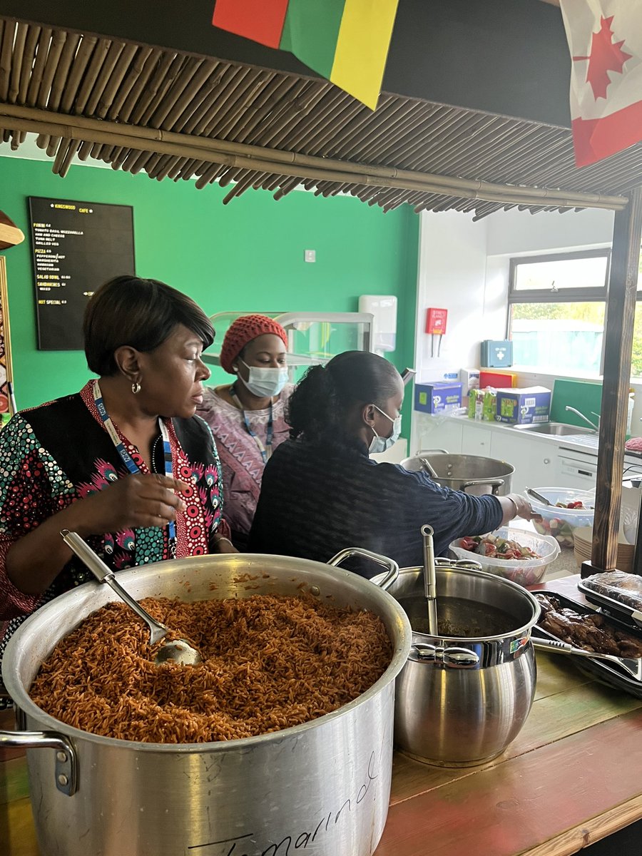 Specialist Services celebrate #BlackHistoryMonth at the KWC! @BEHMHTNHS <a href="/BenNLFS/">Ben Mensah</a> <a href="/PhilJackson2/">Horrorcurry⚒🎄🦅</a> @ArthurGCooke <a href="/FrancescaSmarg1/">Francesca Jays</a>