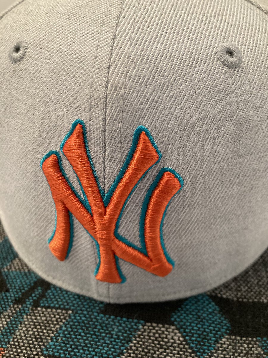 Muzixndmd's tweet photo. @GMaclagan @JacobWischoff @SquatchoSpotti1 @dlock13 @HopsHats @HardyTheHatGuy @CapsCarson @FrankFlorida07 @jaylaw22 @Count2Baseball @NickWallace210 @ArizonaHiggins @quebec_moore @xmgc_2013 @insomniac82986 @thedadhat216 @Benjamin_G_Lund @profhattar57 @T_WITH_THE_DOT @Milliondalla_YC @hatsgamestrains @BRKCP_ @TheCraigPowers @PNWfitted @TLuvsBaseball @SFHatDad @jamesesiddall @oe3666 @mke59fifty @mrbravo365 @JasonEnes @AndrewHoddle @HatHoard @BaseballBucket @SDHatGuy @el_gmac73 @benrod19 @SendTheBox03 @FuzzyPolyester @BaseballCapHats @hat_problemz787 @mrincognito74 @brimhype @ColoredBrims @TheFittedKiwi @FittedEra51 @LetsGet2TheShow @ItsErikMertens #HatTwitter #Yankeescap #Unitedbycaps #CapOfTheDay #47Back @HatAddicts @capkings_au https://t.co/uwcdG8i7HF