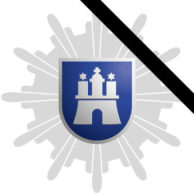 PolizeiHamburg's tweet photo. Wir trauern um einen 24-jährigen Kollegen der Bereitschaftspolizei Hamburg. https://t.co/8pWDaFeA2l