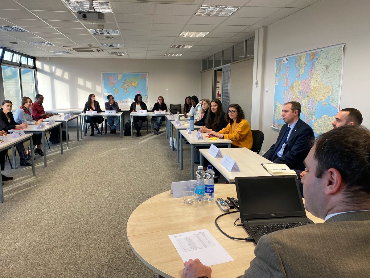 EstonianSchoolofDiplomacy🇪🇪 (@diplokool) on Twitter photo ESD 2021/2022 study group had the honor to meet Mr. Nikoloz Samkharadze, the Chairman of the Foreign Affairs Committee of Parliament of Georgia.
Our warmest thanks to the <a href="/GeoEmbTallinn/">GeoEmbassyTallinn</a> for helping to organize this event. ESD 2021/2022 study group had the honor to meet Mr. Nikoloz Samkharadze, the Chairman of the Foreign Affairs Committee of Parliament of Georgia.
Our warmest thanks to the <a href="/GeoEmbTallinn/">GeoEmbassyTallinn</a> for helping to organize this event.