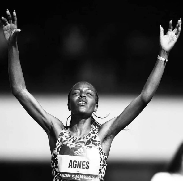 We were saddened to learn of the passing of Olympian Agnes Jebet Tirop on Wednesday.
Last month, Tirop became the fastest woman to run 10km in a strictly women-only road race, running the distance in 30:01.
Read more here:
reuters.com/lifestyle/spor…
