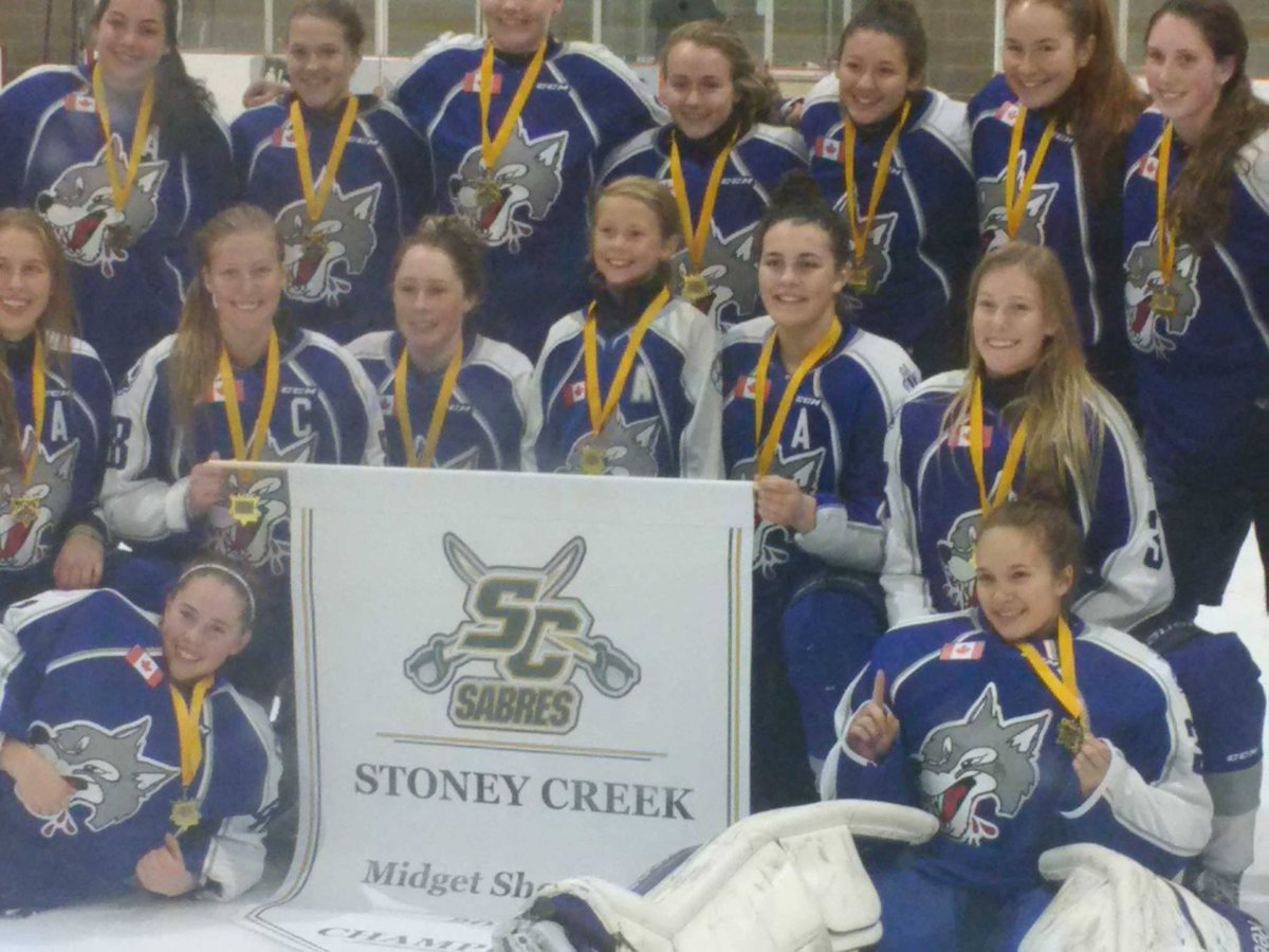 faithbennie8's tweet photo. Guess what tomorrow is? #havealittlefaith #roadtoesso #5v5 @KarliShell2 @stephpascal1 @SLWMidgetAA #someofmyfavehockeypeople #bledblue https://t.co/XaZaqtcQ1d