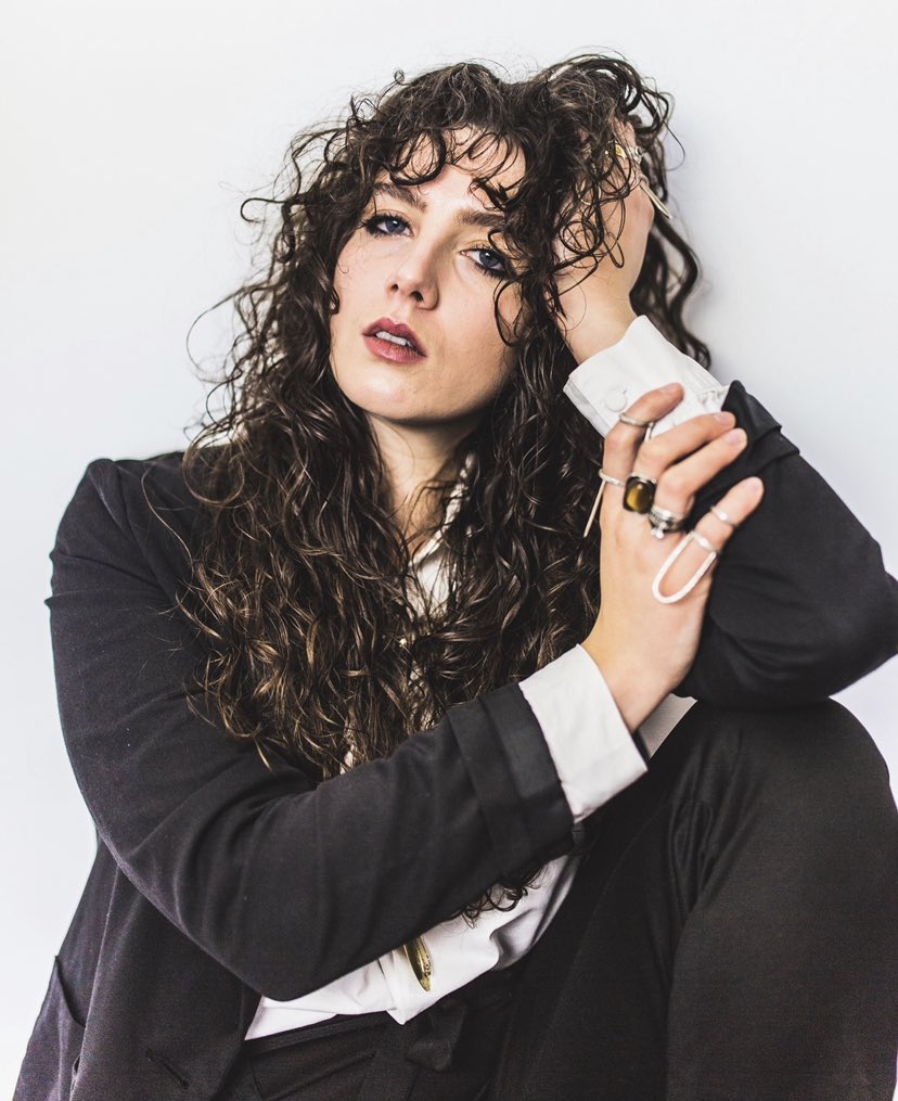 RUTHLYON_'s tweet photo. My debut EP ‘Nothing’s Perfect’ is available to preorder now! Go grab yours!
https://t.co/WRrFhh07Vx
#newmusic #debutep #perfectionisoverrated #effyourbeautystandards https://t.co/HYWPtW7YMD
