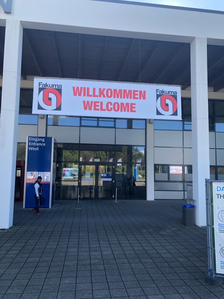 Marmillon_LCV's tweet photo. Direct | Les équipes #Marmillon sont présentes sur 3 salons qui abordent 3 thématiques différentes:
♦︎ @Fakuma_Messe rdv mondial de la #plasturgie
♦︎ @Pollutec event référence des solutions environnementales pr l'industrie
♦︎ @SalonProgiciels salon performance &amp; innovation https://t.co/zulGJHbmJT