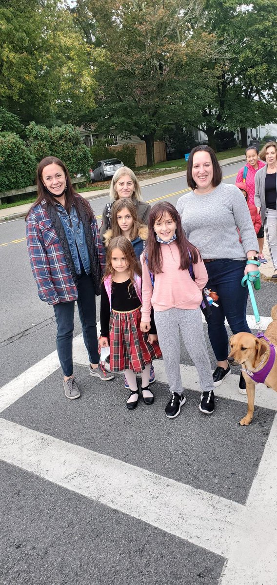 #FBF A @DedhamRiverdale student participating in #iWalk last week said it right – “I think it’s going to be a great day!” #walkingschoolbus @PrincipalParis <a href="/DedhamSchools/">Dedham Public Schools</a> <a href="/DedhamPD/">Dedham Police Dept</a> <a href="/DedhamThrives/">Town of Dedham</a> @DedhamCyclingClub <a href="/DedhamPlanning/">Dedham, MA: Planning and Zoning</a> @DedhamDPW <a href="/MAPCMetroBoston/">Metropolitan Area Planning Council (MAPC)</a>