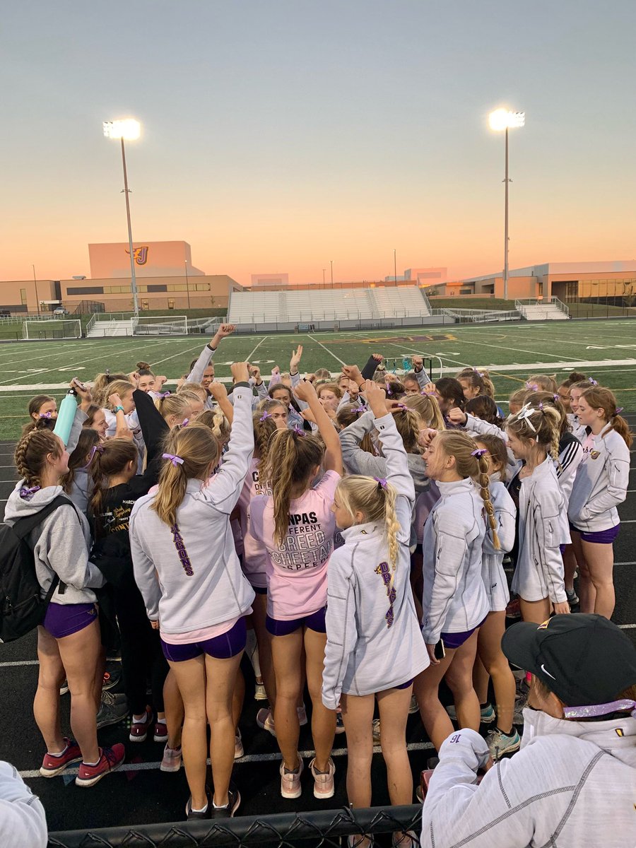 JCSD_GirlsXCTF's tweet image. Congratulations to the 2021 CIML Central Conference Champions!! 🏃‍♀️💨🏆🥇💪💜💛
@OliviaVerde2 
@abigailwhartn 
@AleahTenpas 
@BaileyVaughan01 
@krissyspear 
Marissa Pewe
@MaggieBurry 
@JohannsenLauryn 
@woodsmall_jenna 
@_collinsgrace_ 

@DMRsports 
@JCSD__Athletics 
@JohnstonCSD