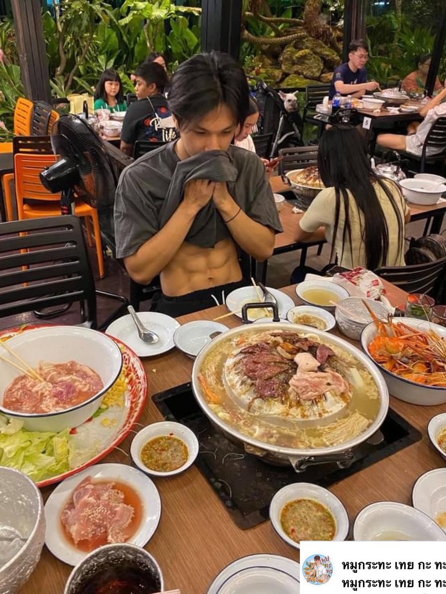JAPBOY13's tweet photo. อยากกินหมุกะทะ 🥓 https://t.co/GENHGqHxZX