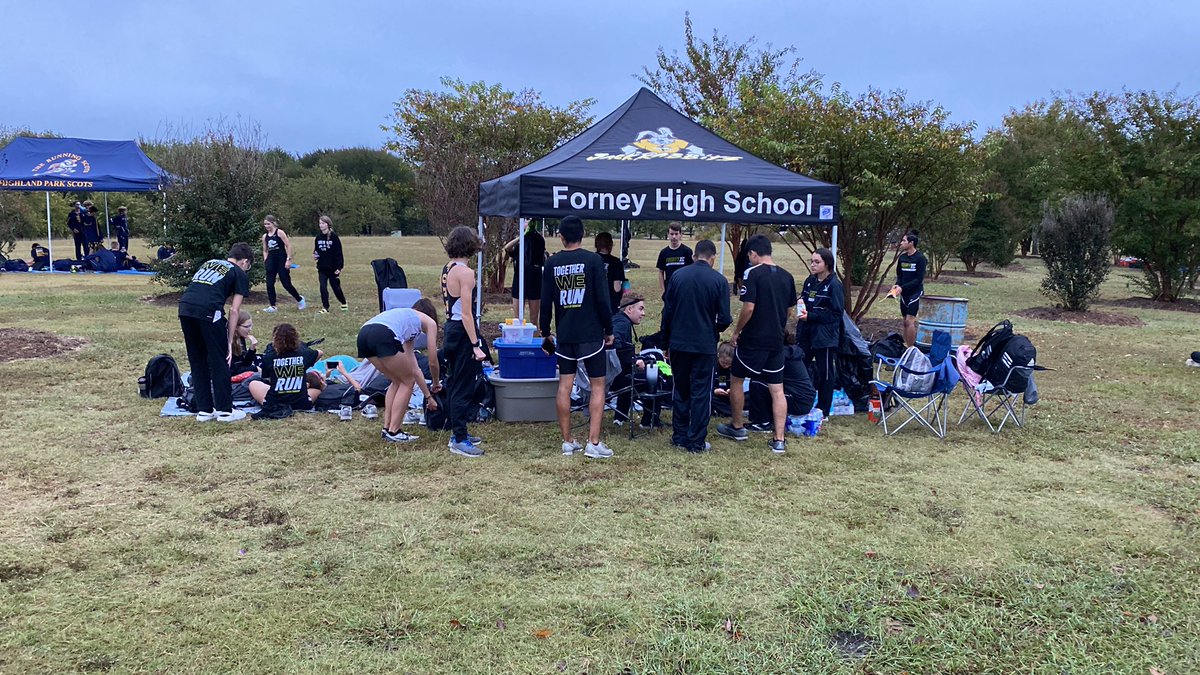 ForneyHSXC's tweet photo. Getting ready for the District meet. Varsity Girls start @ 8:30! https://t.co/eSxMPBDK79