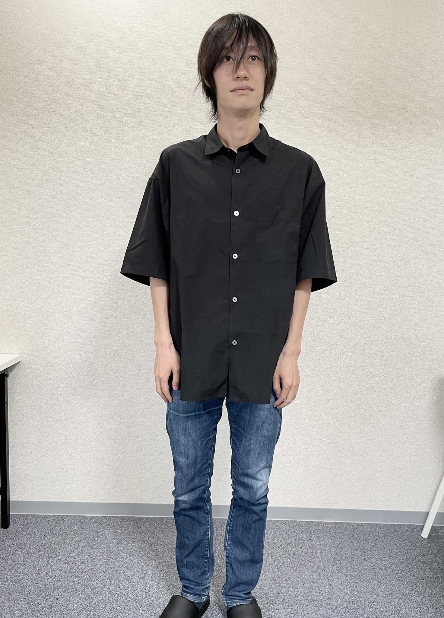 ひろゆき 服で人生を変えるスタイリスト 30半ばになり いい加減髪型やファッションを何とかしたい でも分からない という事でサロンに来て下さった方 夏のご来店時はオーバーサイズ服に長い髪でやや野暮ったい印象 ガラッとイメチェンして