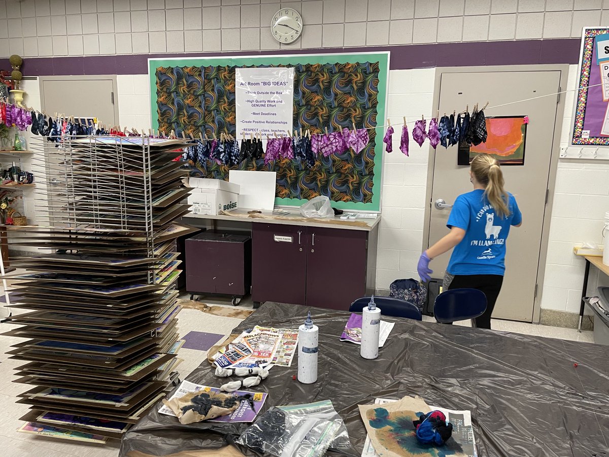 CreteEagles's tweet photo. Tie Dye Day in Art!  Can’t wait to rock my new shirt!  #fireupgoeagles ⁦@CreteEagles⁩ ⁦@BMSeagles49426⁩ https://t.co/5JZ6GaJmes