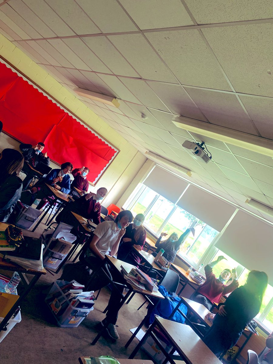 mercyinchicore's tweet image. Class 2A were our junior winners of the problem solving competition and enjoyed a pizza as their prize 🍕
That wraps up another wonderful #MathsWeek in Mercy. We had so much fun ❤️
#KeepSolving