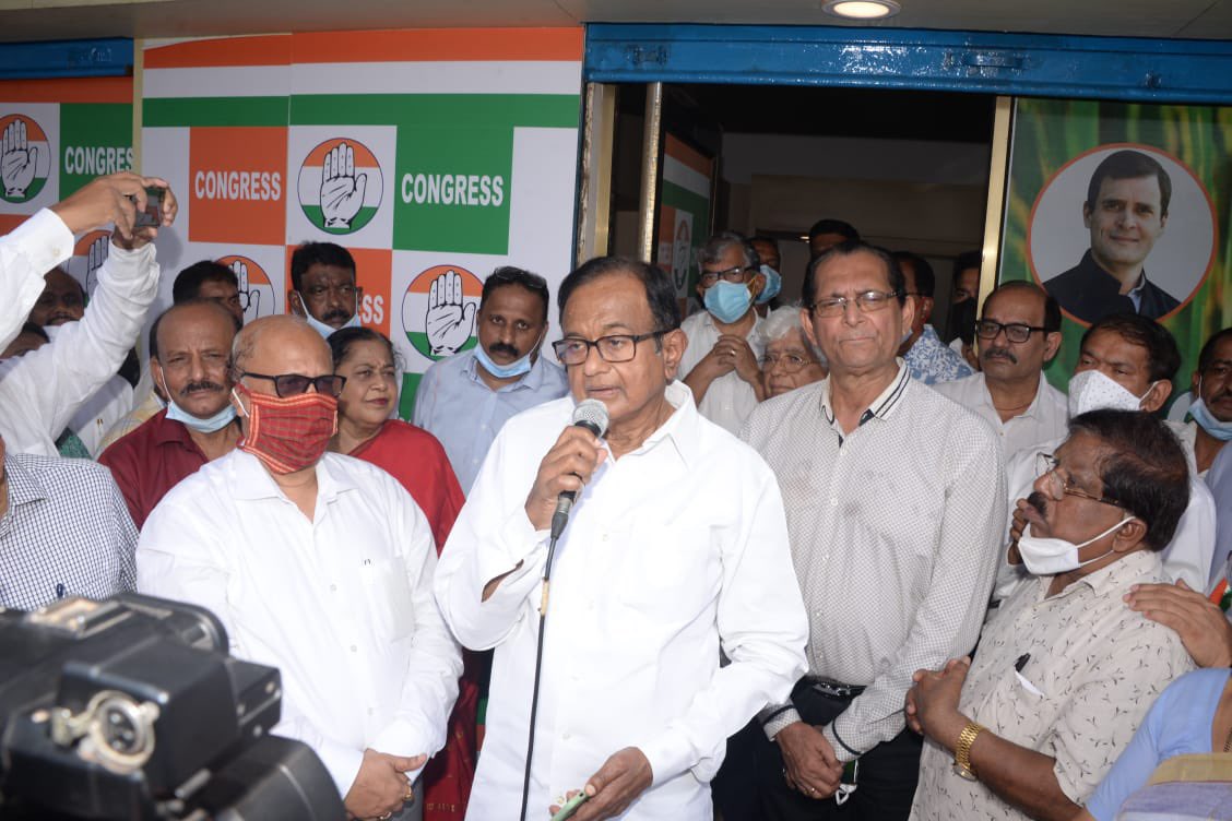 INCGoa's tweet image. Goa will be governed by Goans. Goa is not a colony that will be colonized by some political party. Goa will be ruled by Goans: @PChidambaram_IN during inauguration of the Election office in Panjim earlier today.