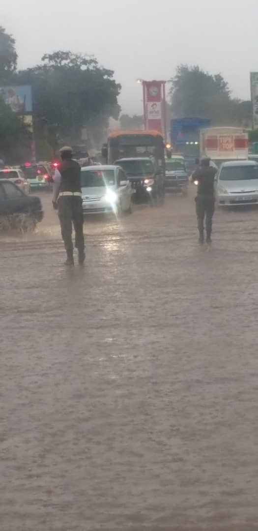 A moment to say thank u to our traffic police officers. Many times u work in the rain, in the sun, in the day, in the night and all the time. U solve traffic puzzles we create out of our indiscipline. We never get to appreciate u guys enough. THANK YOU! ⁦<a href="/PoliceUg/">Uganda Police Force</a>⁩