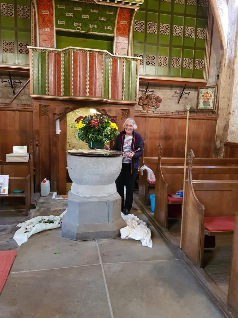 Moccas Church tweet media