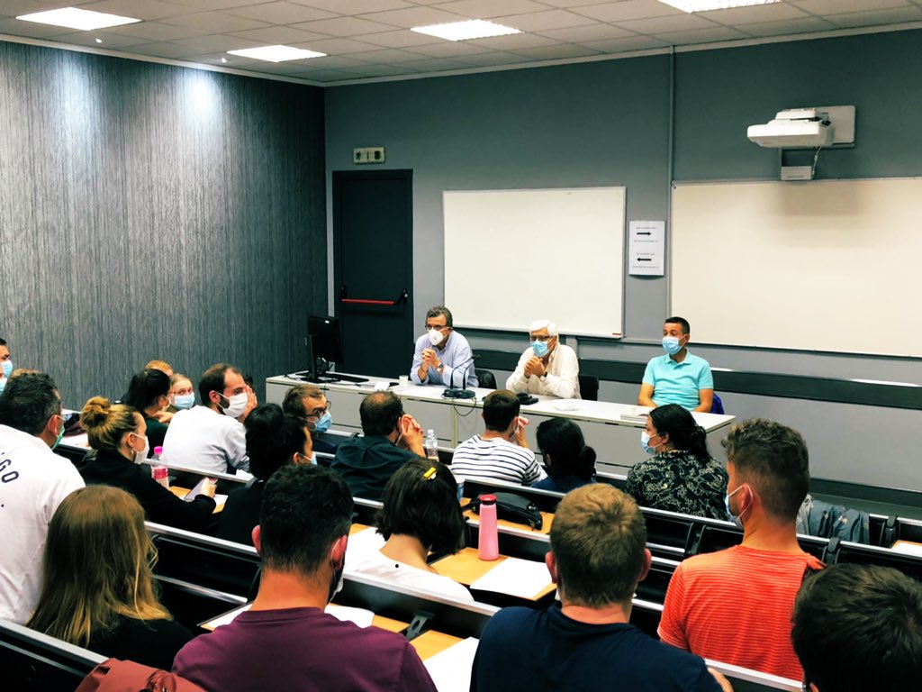 Ed3sSuzanne's tweet image. 🇬🇷 #ED3SENGRÈCE 🇬🇷

JOUR-4 | Retour à l’ @IFAgr 🇬🇷🇫🇷 

📑  Présentation des enjeux du système de santé grec   
🏥  Émergence de la qualité des soins en Grèce 
🗣 Débat et échanges