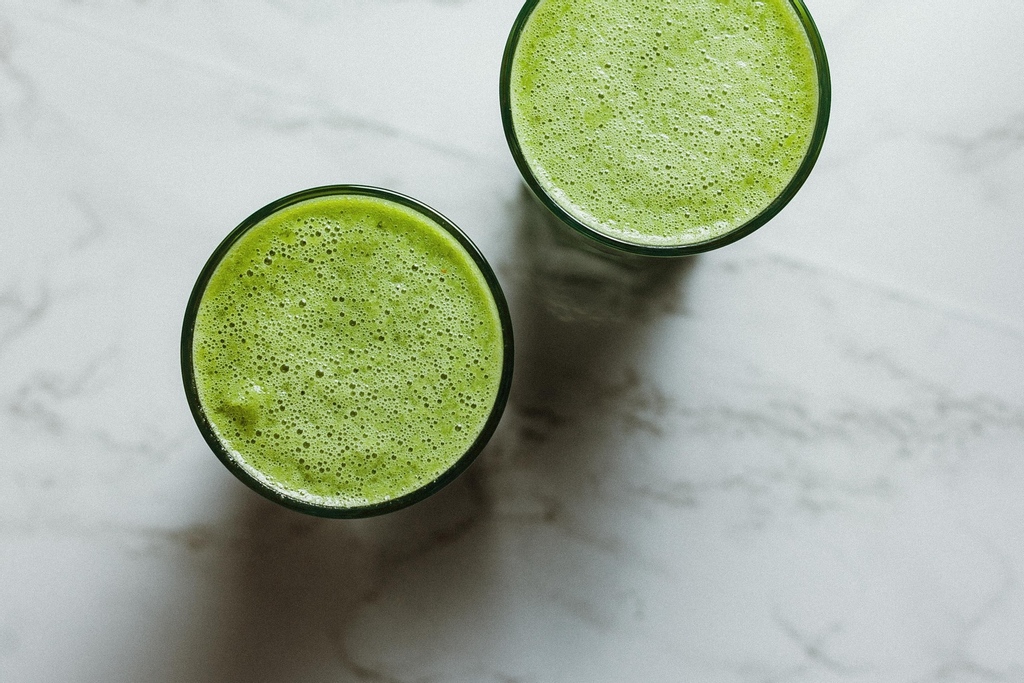 Have you jumped on the “celery juice for the Lyme” train yet? 

Many people with Lyme have claimed that Celery Juice has had a profound impact on their health.  

#celeryjuice #medicalmedium #lyme360blog #lymedisease #detoxyourbody #celeryjuiceprotocol #celeryjuicemovement