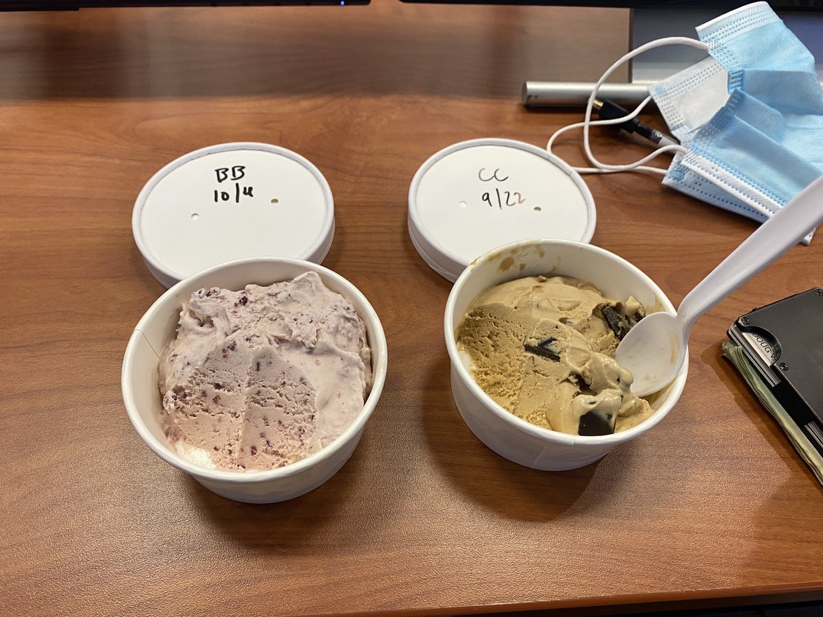 washuolin's tweet photo. Great ideas are heating up Doug Villhard's Hatchery entrepreneurship class. Some are cooling down! Tim Berg, MBA '22, shared "Ice Cream for Bears" in class last week. It uses honey instead of sugar. And guess what?ย It's beyond delicious for bears and humans alike. #OlinNow https://t.co/D3bErZEB7O
