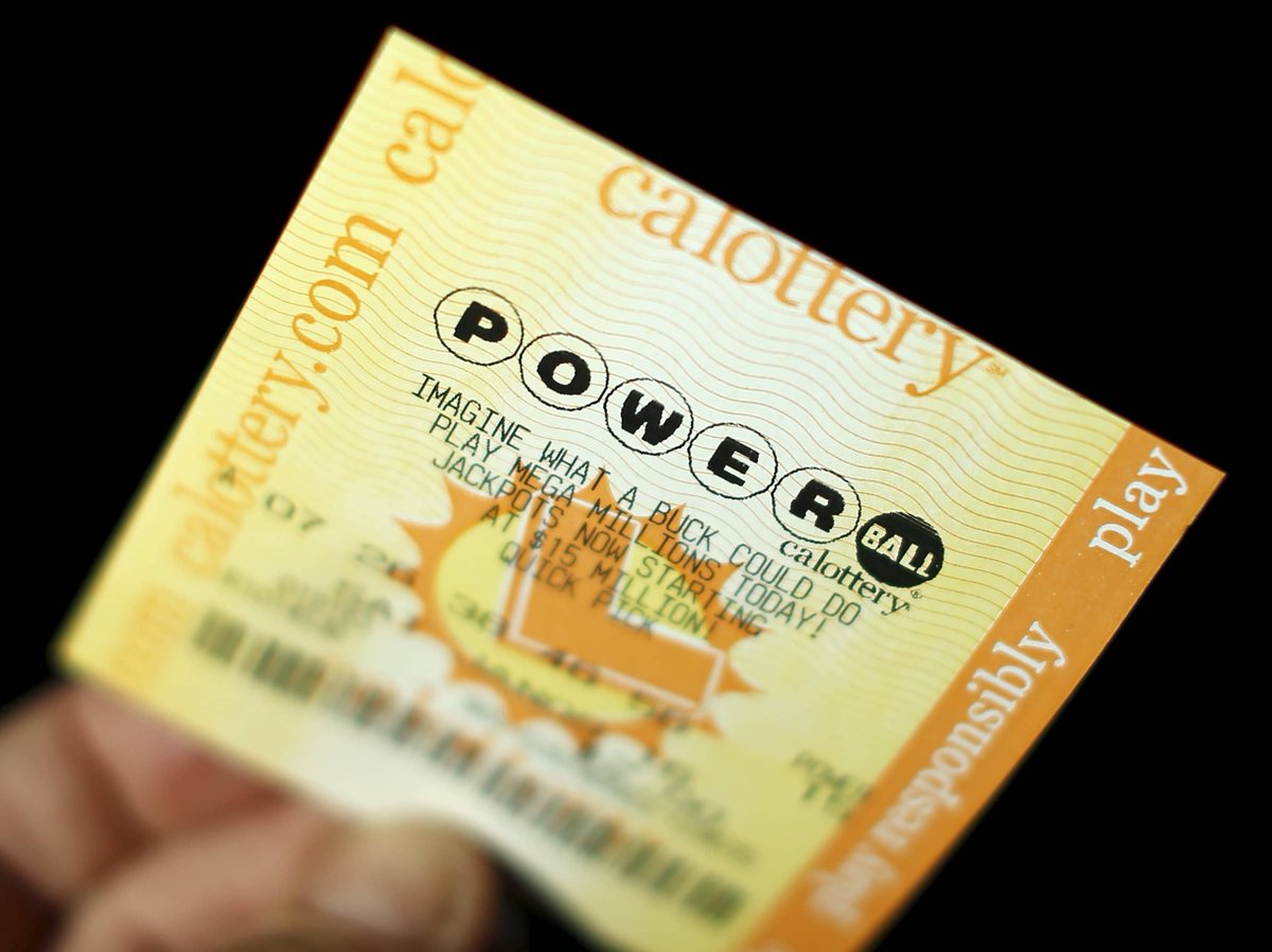 The Powerball jackpot winning ticket is worth $699.8 million making it the 7th-largest prize. A large portion of the winners earnings will go to taxes. See just how big that portion is here. https://t.co/mFmlCn7WdH #CapitalAdvisoryGroup #Taxes #TaxStrategy https://t.co/aEQlU2l3j3