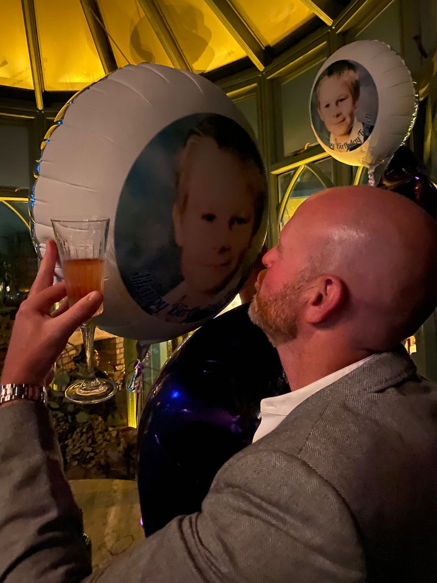 Sending you big kisses on your 30th Birthday <a href="/TyrrellHatton/">Tyrrell Hatton</a> 
Have a great day pal 🥳🥳🎂🎂#birthdayboy